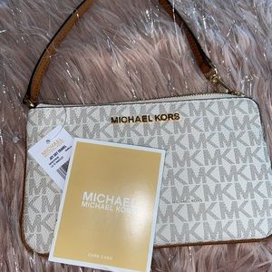 Michael kors wristlet brand new